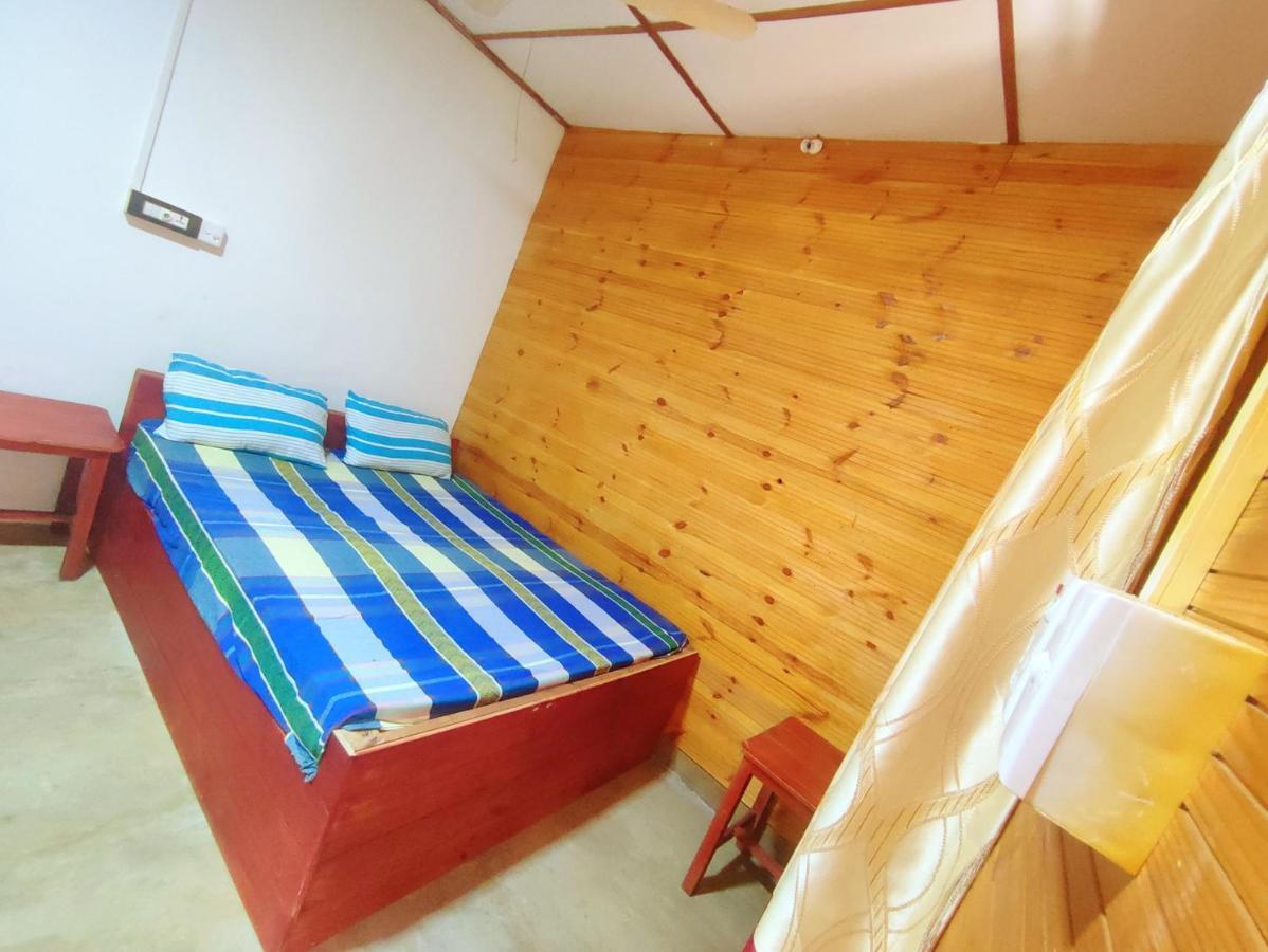 Walkers Hostel Trincomalee Eksteriør bilde