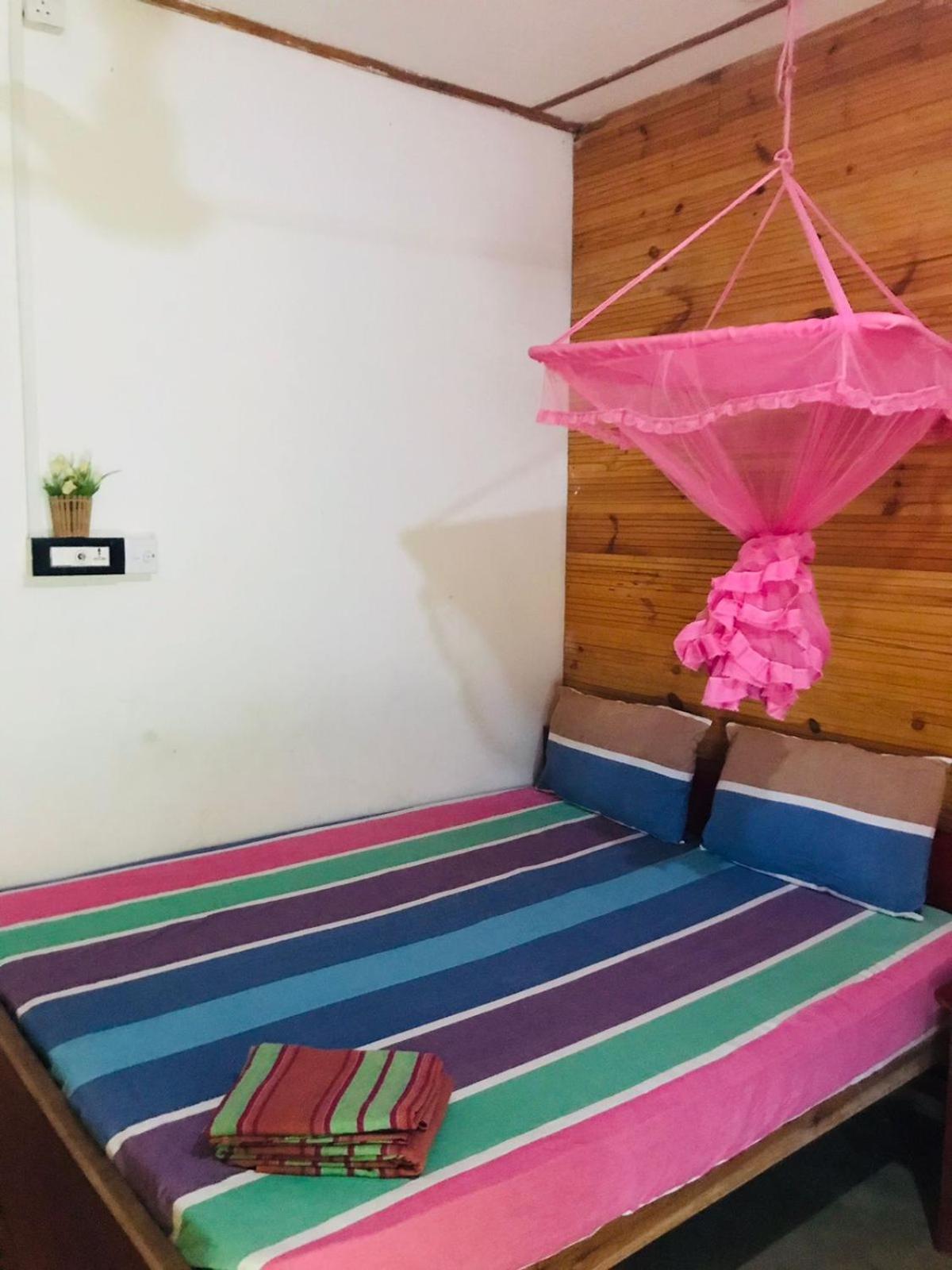 Walkers Hostel Trincomalee Eksteriør bilde